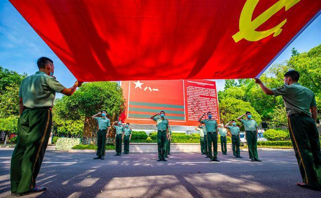 半夜楼上弹珠声悬念解答，你猜不到的真相