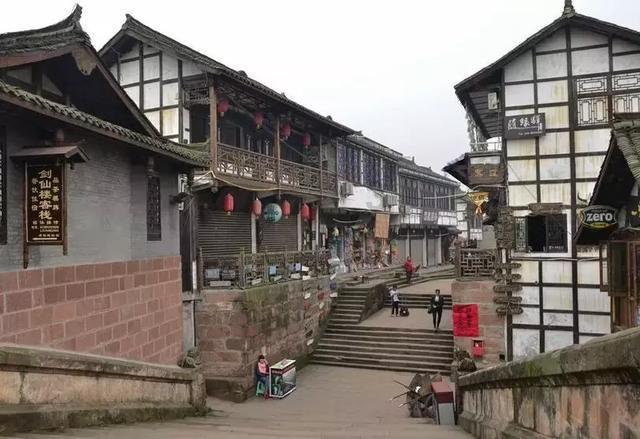 小猫钓鱼游戏龙王版有船